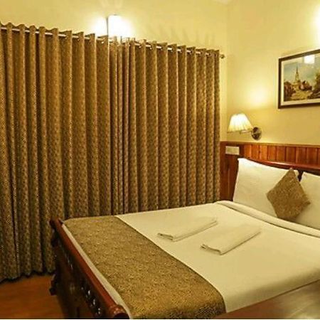 Garden Manor Hotel Ooty Ngoại thất bức ảnh