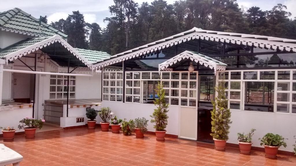 Garden Manor Hotel Ooty Ngoại thất bức ảnh